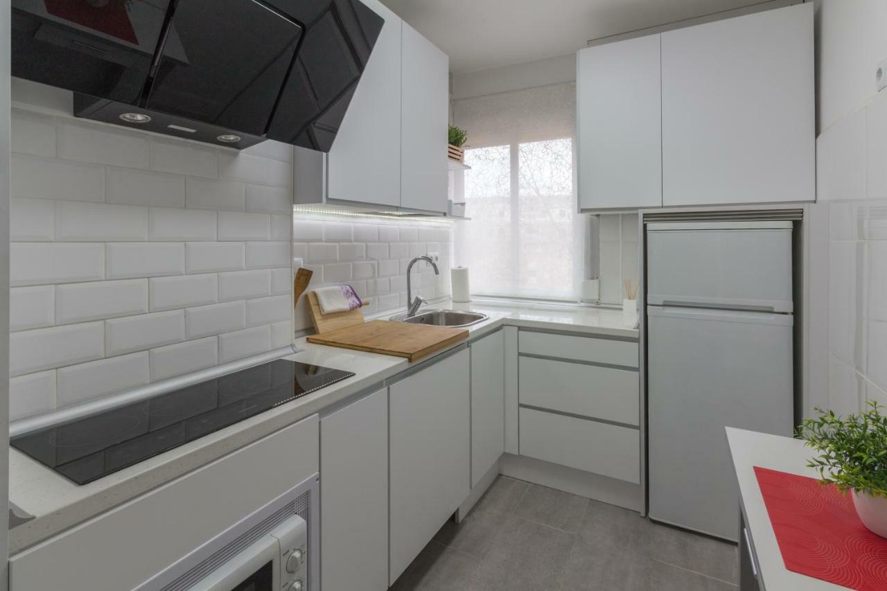 Apartamento Avenida De Colon Con Aire Acondicionado Logroño Dış mekan fotoğraf